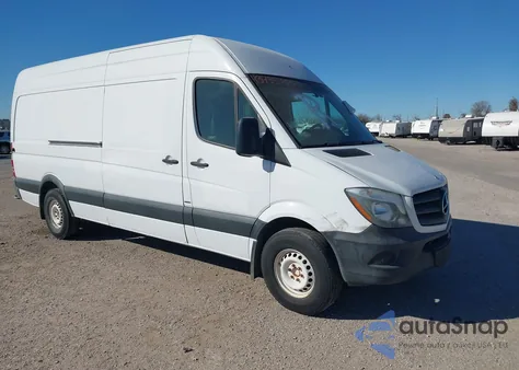 2015 Mercedes-Benz Sprinter 2500 High Roof from USA, damaged, VIN WD3PE8DB4FP127841